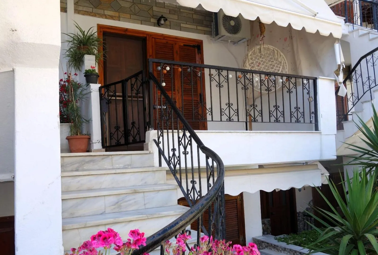 Chrysi'S Home هانيوتي